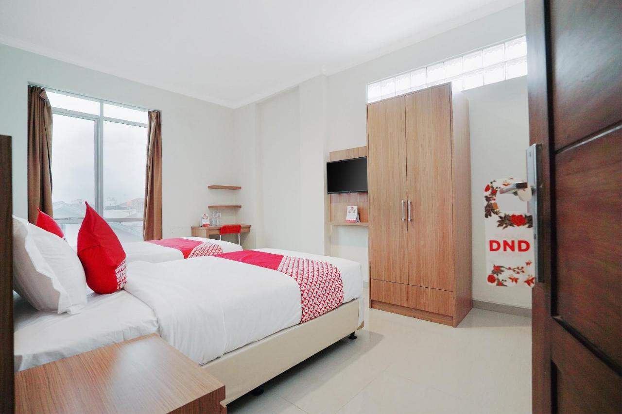 ג'קרטה Oyo 415 The Kartini 8 Residence מראה חיצוני תמונה