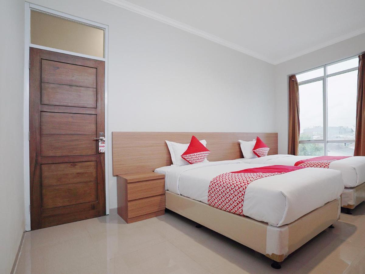 ג'קרטה Oyo 415 The Kartini 8 Residence מראה חיצוני תמונה