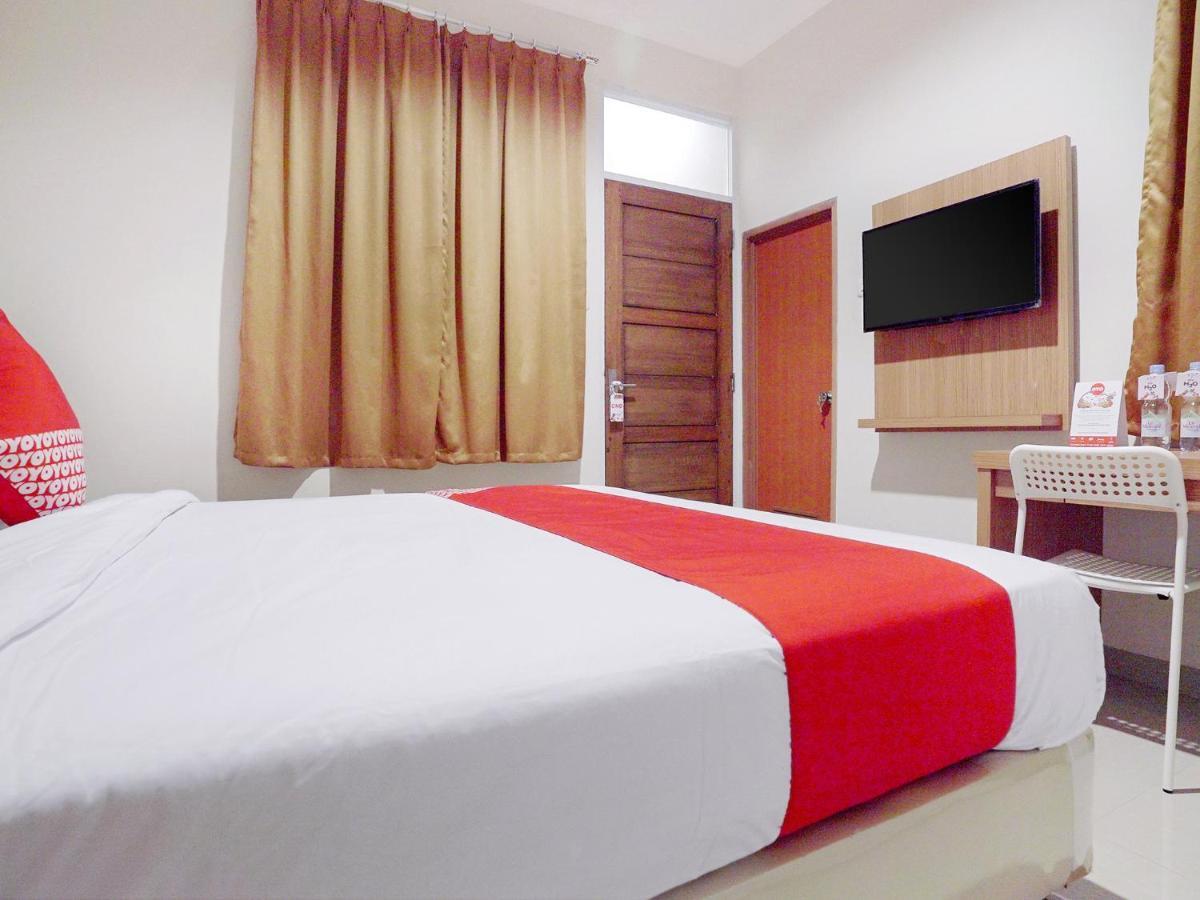 ג'קרטה Oyo 415 The Kartini 8 Residence מראה חיצוני תמונה