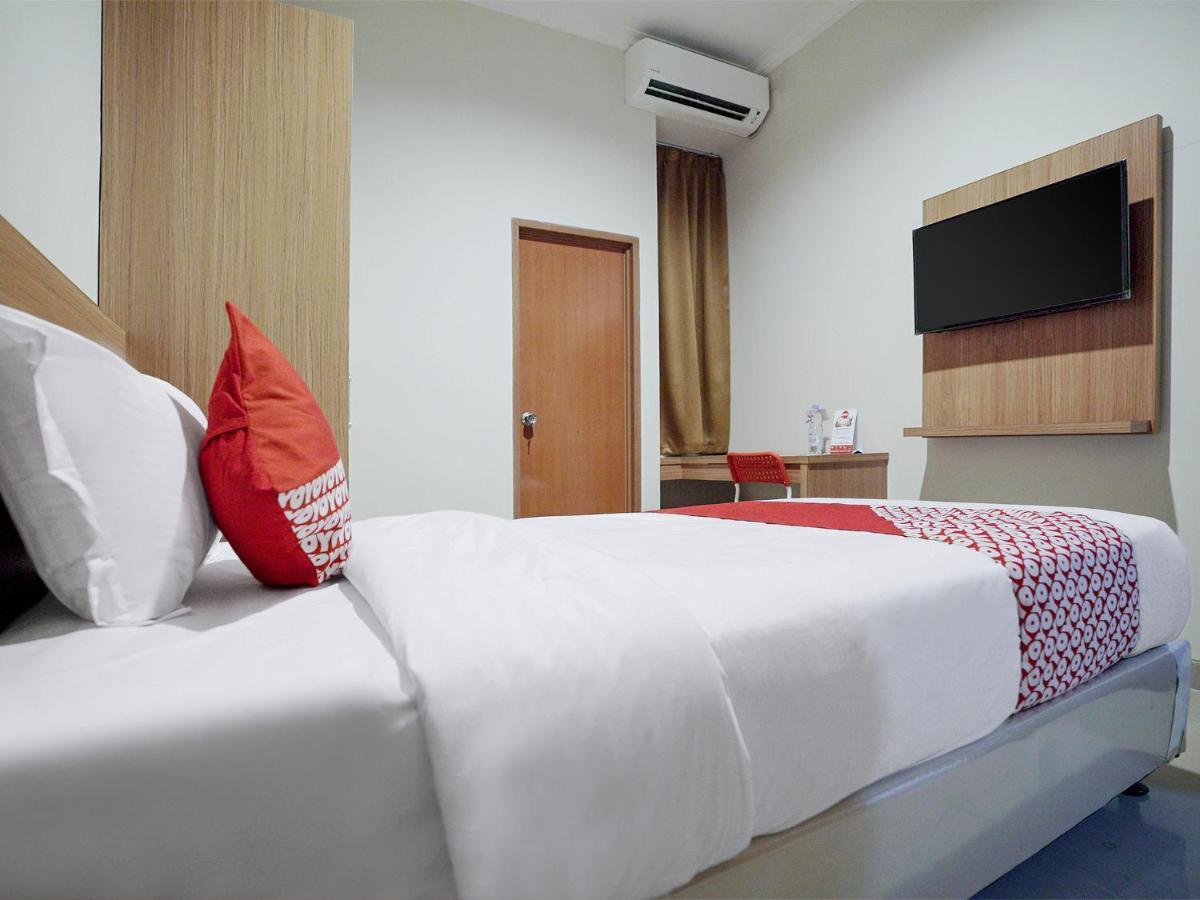 ג'קרטה Oyo 415 The Kartini 8 Residence מראה חיצוני תמונה
